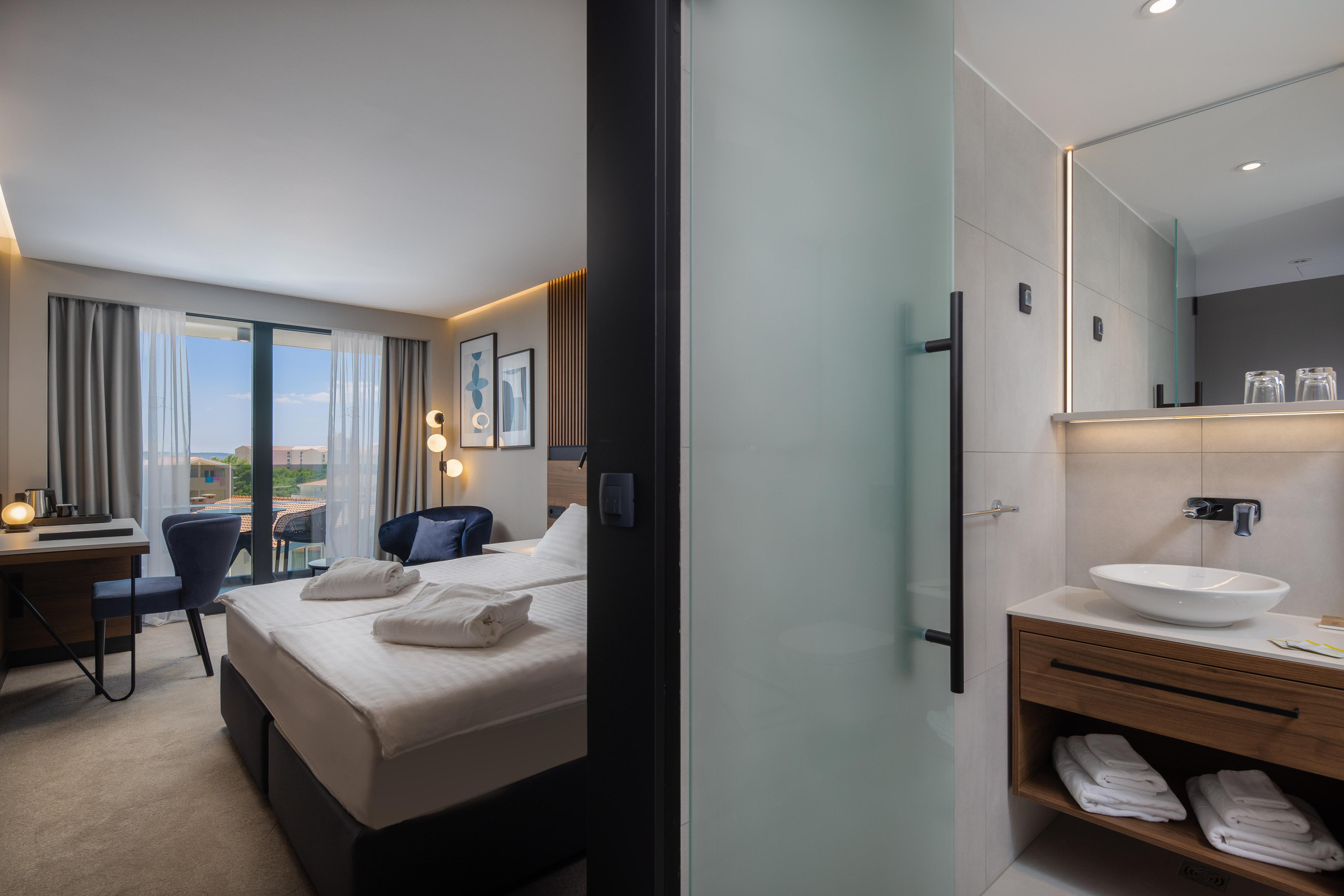 Gada Hotel Baška Voda Eksteriør billede