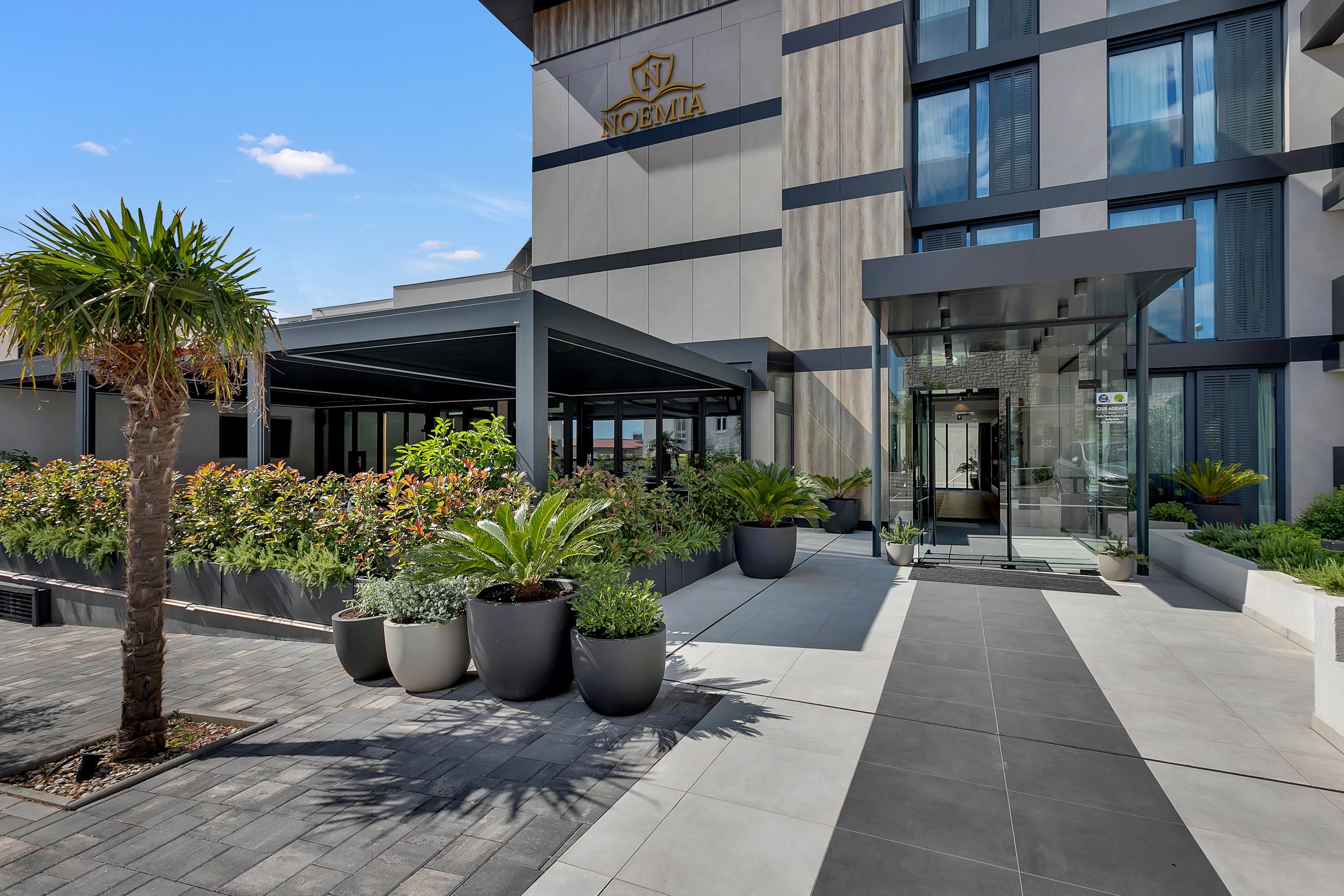 Gada Hotel Baška Voda Eksteriør billede
